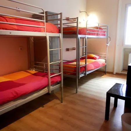 Albergue Garden Barcelona